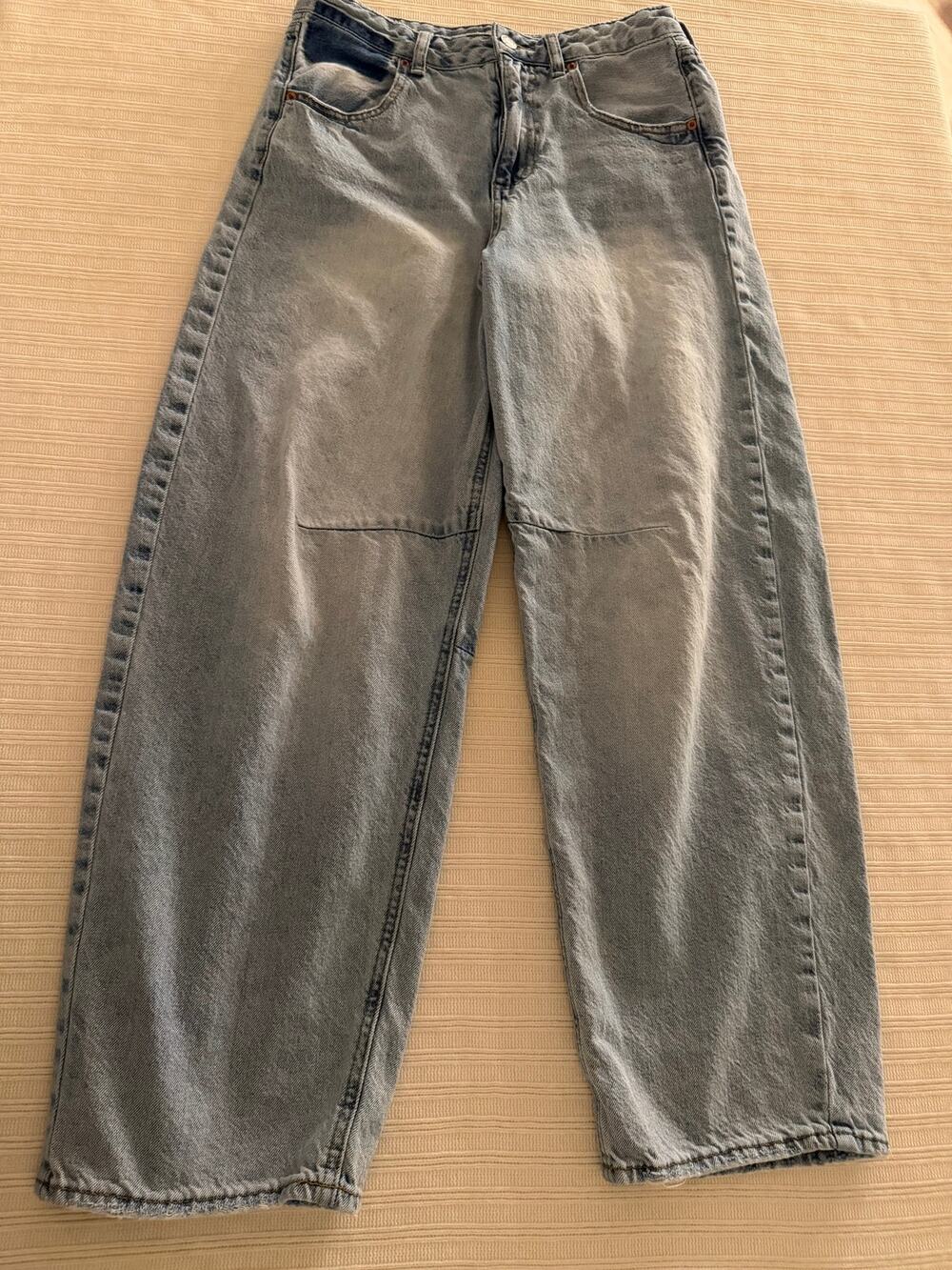 S.O.N.G. Light Wash High Rise Wide Leg Barrel Denim Jeans Size 7/28